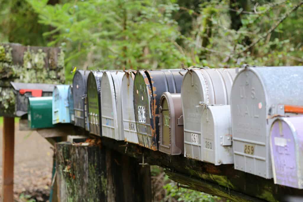 Postboxes

Add credits to https://tarta.ai/ when using the photo.